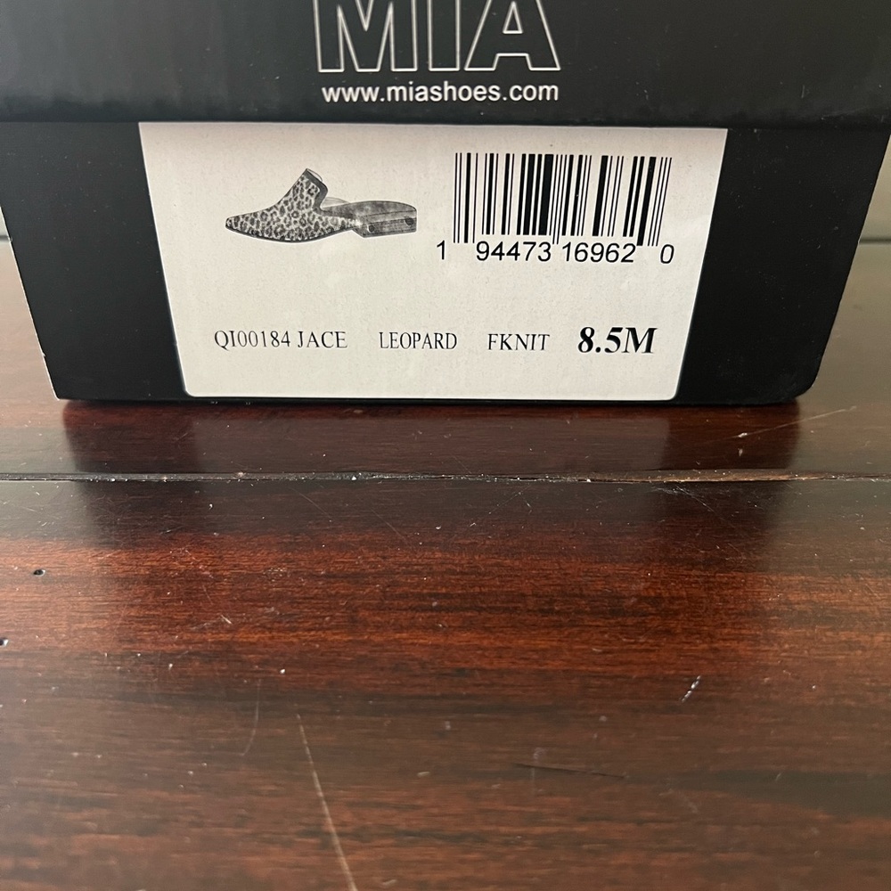 New in box. MIA Knit Leopard Mule. Size 8.5 - Picture 11 of 11